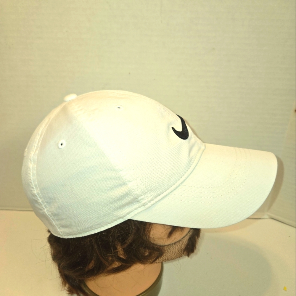 Nike Legacy Dri fit hat